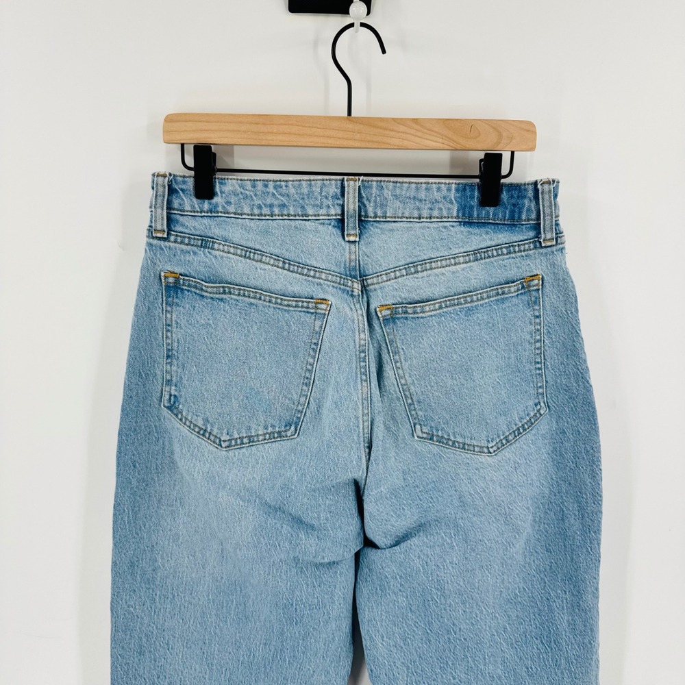 Abercrombie & Fitch 90s Relaxed Jeans Light Wash 30 Curve Love High Rise Raw Hem - Picture 6 of 10